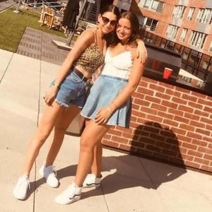 Meet your Posher, Emily